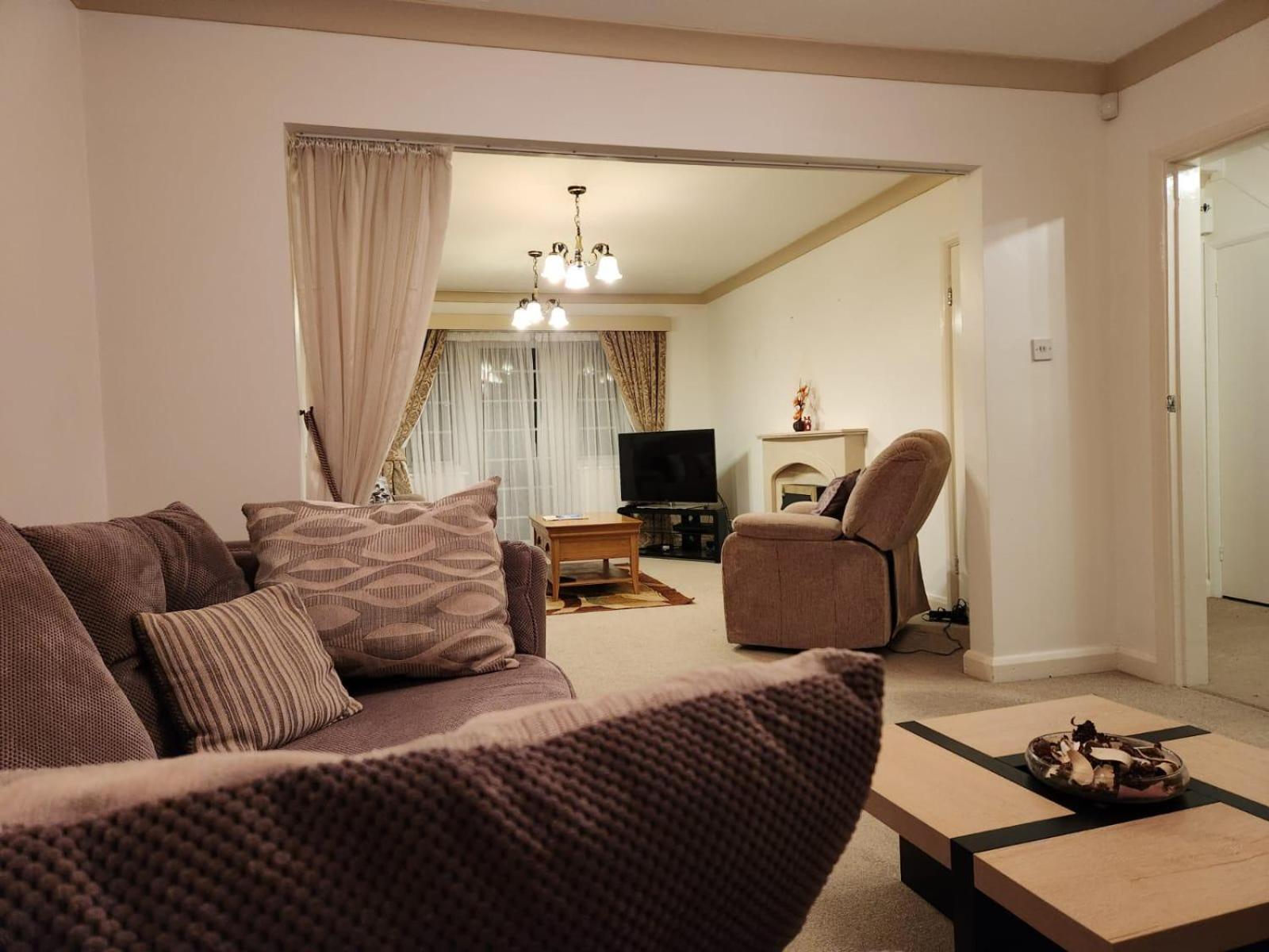 D Elmdon Homestay Shared 4 Bedrooms Birmingham Luaran gambar