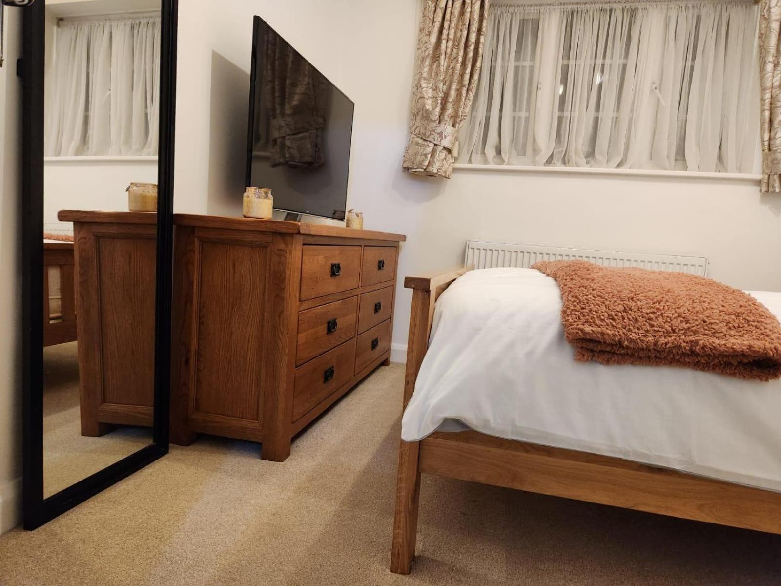 D Elmdon Homestay Shared 4 Bedrooms Birmingham Luaran gambar