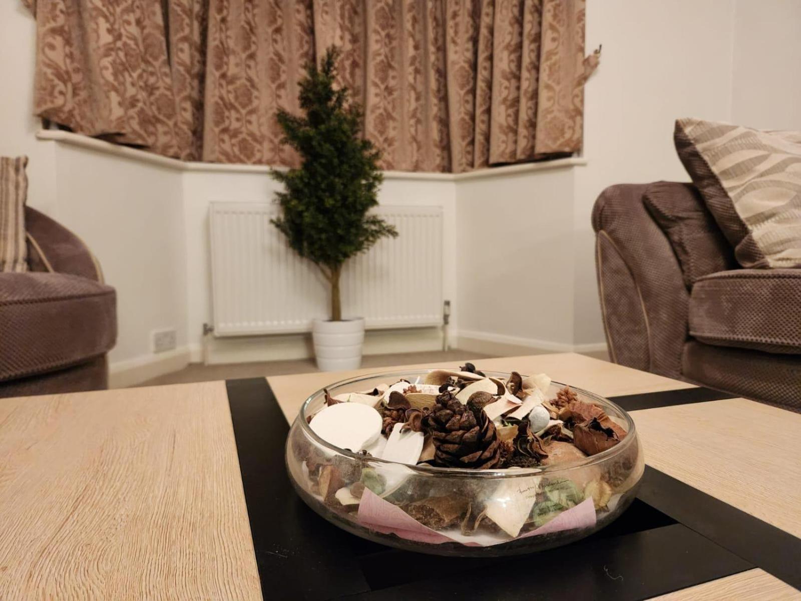 D Elmdon Homestay Shared 4 Bedrooms Birmingham Luaran gambar
