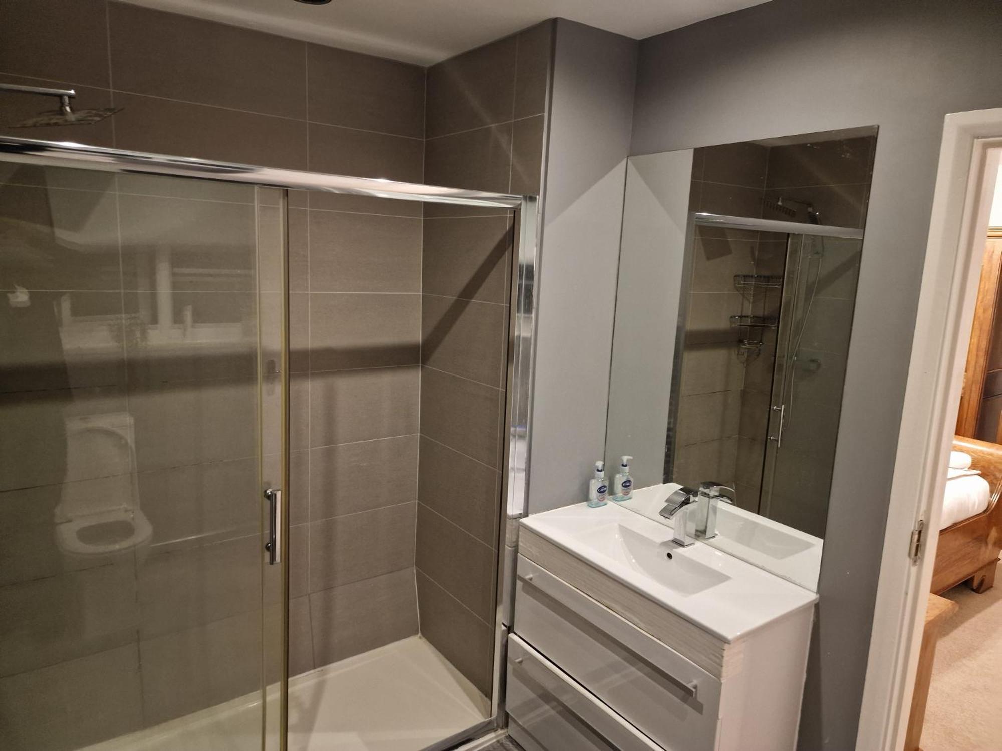 D Elmdon Homestay Shared 4 Bedrooms Birmingham Luaran gambar